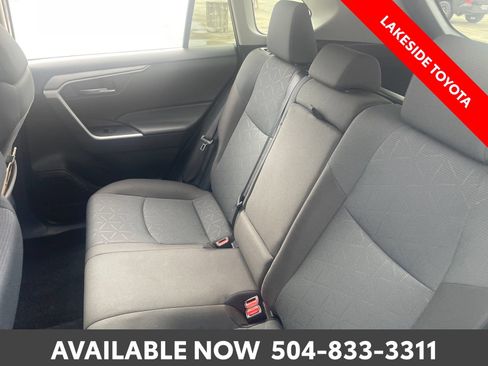Used 2025 Toyota RAV4 XLE FWD image 21