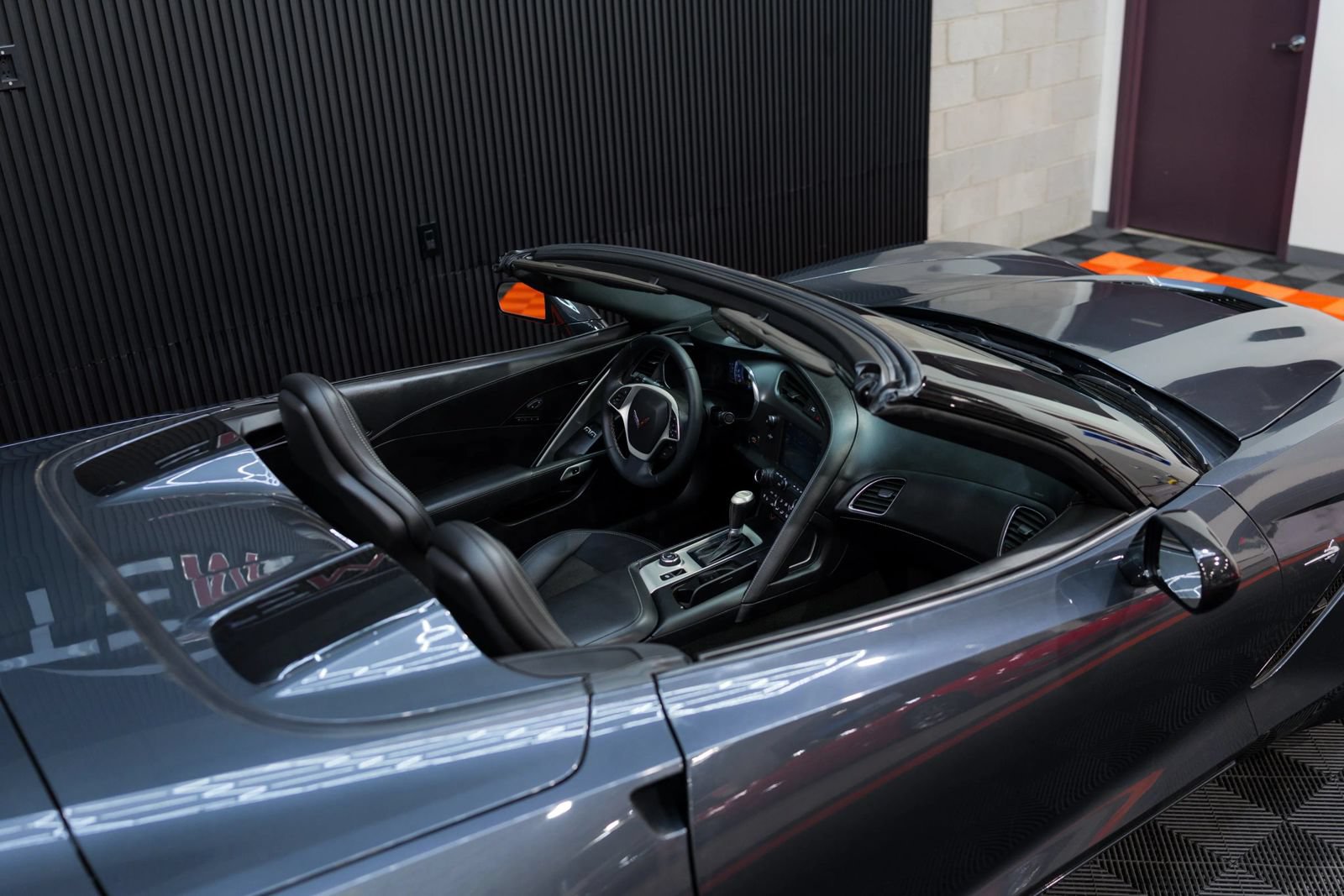 Used 2014 Chevrolet Corvette Stingray Convertible w/ 3LT Preferred Equipment Group RWD image 32