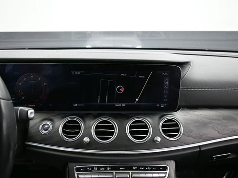 Used 2020 Mercedes-Benz E 450 4MATIC Wagon w/ Premium Package image 26