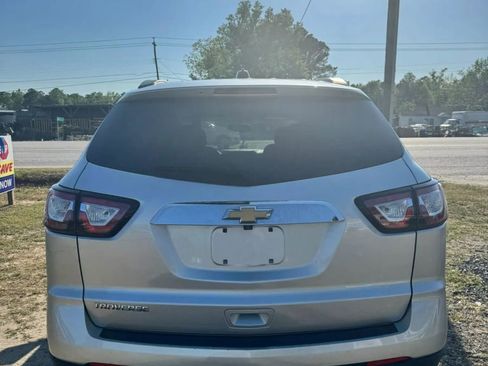 Used 2017 Chevrolet Traverse LS image 8