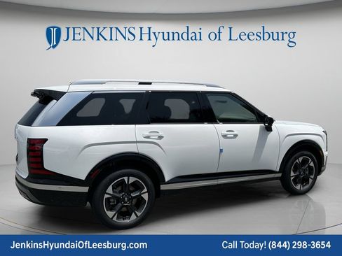 New 2026 Hyundai Palisade Limited FWD image 4