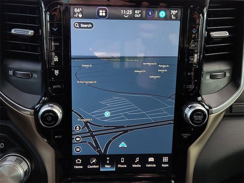 Used 2022 RAM 1500 Laramie w/ Laramie Southwest Edition image 17