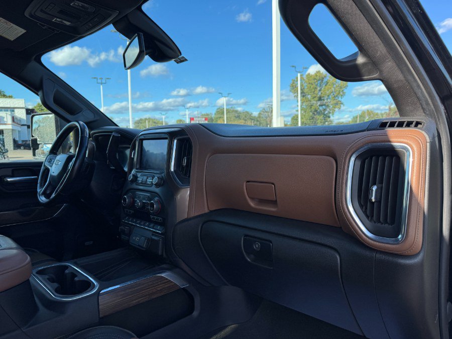 Used 2021 Chevrolet Silverado 3500 High Country w/ Safety Package II AWD/4WD image 19