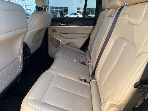 Certified 2023 Jeep Grand Cherokee Limited w/ Luxury Tech Group II image 22