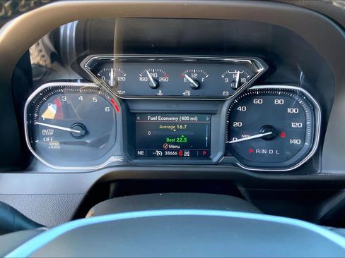 Used 2020 GMC Sierra 1500 SLT image 25