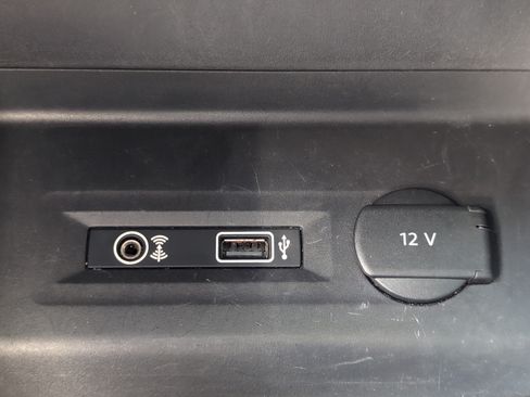 Used 2019 Volkswagen Atlas SE w/ Panoramic Sunroof Package FWD image 40