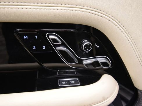 Used 2021 Land Rover Range Rover P525 Westminster Edition LWB image 27