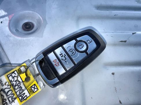 Used 2024 Ford F250 Lariat image 22