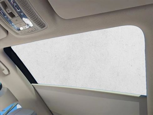 Used 2021 Mercedes-Benz GLS 580 4MATIC image 17