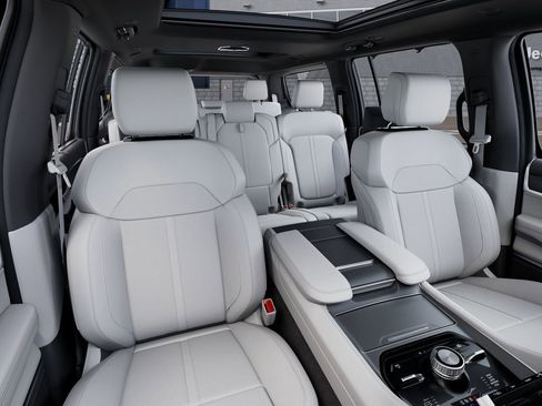 New 2026 Jeep Grand Wagoneer Summit image 16