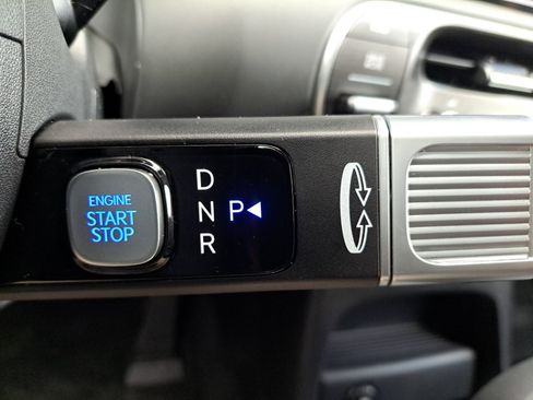 Used 2026 Hyundai Palisade SEL FWD image 38