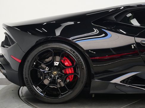 Used 2019 Lamborghini Huracan LP 580-2 RWD image 45