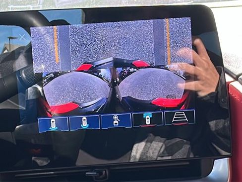 Used 2024 Chevrolet Corvette Stingray Preferred Cpe w/ 2LT image 29