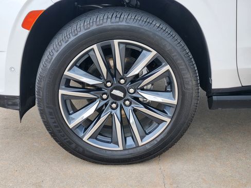 Used 2023 Cadillac Escalade Sport Platinum w/ LPO, Floor Liner Package image 32