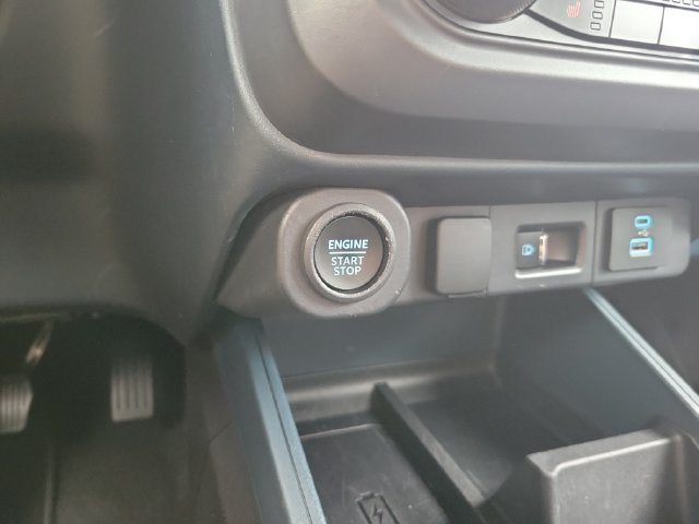 Used 2024 Ford Maverick Lariat w/ Black Appearance Package AWD/4WD image 24