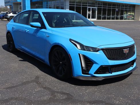 Used 2022 Cadillac CT5 V Blackwing w/ Carbon Fiber Package 2 RWD image 2