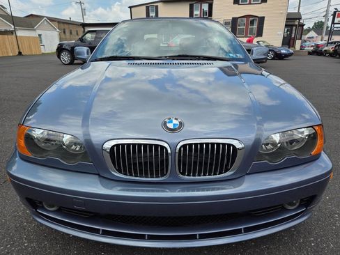 Used 2001 BMW 325Ci Convertible RWD image 3