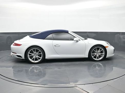 Certified 2018 Porsche 911 Carrera 4 image 20