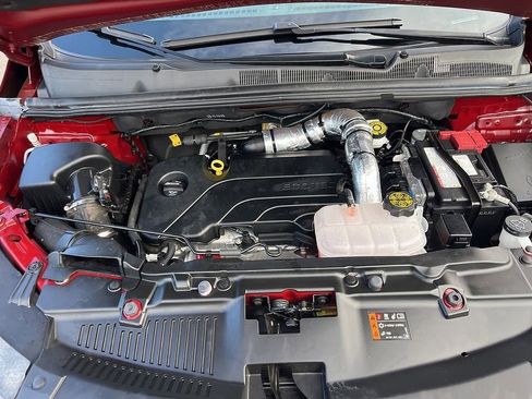 Used 2022 Chevrolet Trax LT w/ LT Convenience Package image 55