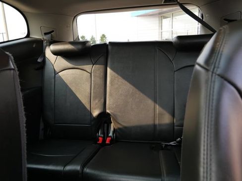 Used 2012 Chevrolet Traverse LT AWD/4WD image 16