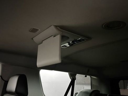 Used 2018 GMC Yukon XL Denali w/ Open Road Package image 37