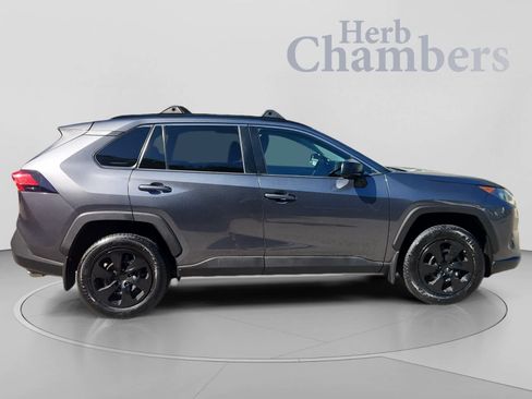Used 2019 Toyota RAV4 LE AWD/4WD image 12
