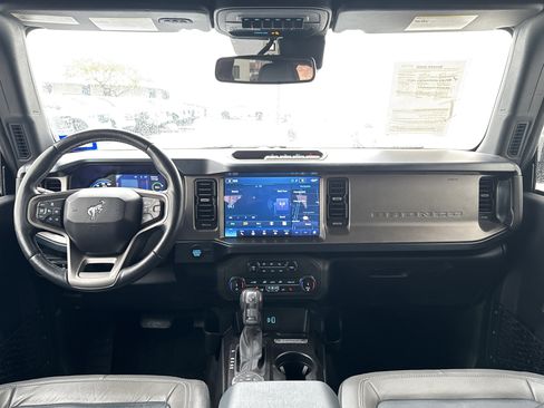 Used 2022 Ford Bronco Outer Banks image 17