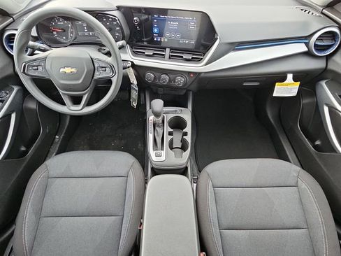 New 2026 Chevrolet Trax LS w/ LS Convenience Package image 19