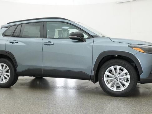 New 2026 Toyota Corolla Cross LE FWD image 28