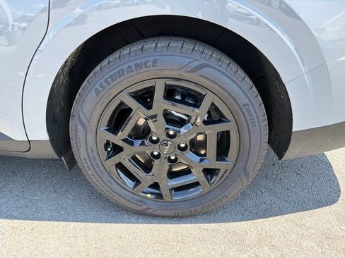 New 2027 Kia Carnival SX w/ Dark Edition Package FWD image 27