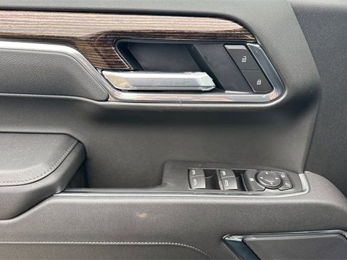New 2026 GMC Sierra 1500 SLE image 11