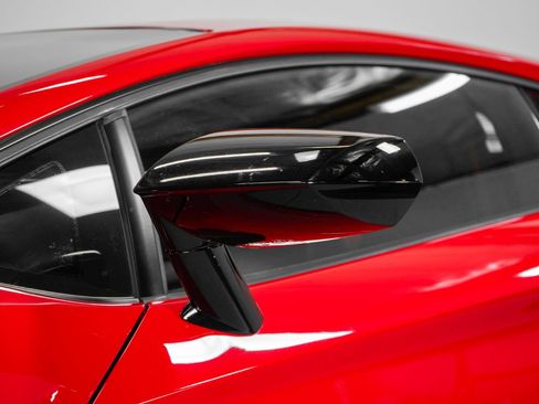 Used 2018 Lamborghini Aventador S image 17