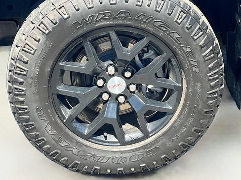 Used 2022 GMC Canyon AT4 w/ Trailering Package AWD/4WD image 30