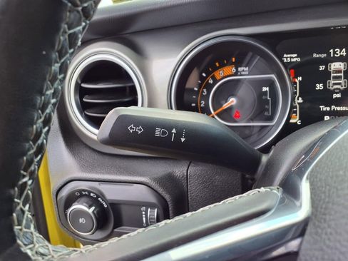 Certified 2023 Jeep Wrangler Unlimited Sahara w/ LED Lighting Group AWD/4WD image 24