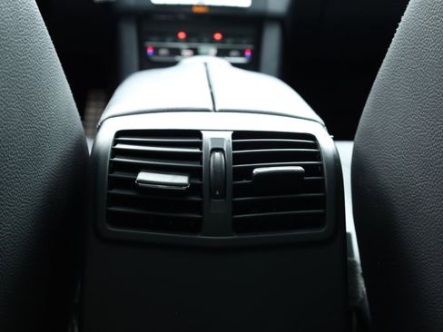 Used 2016 Mercedes-Benz E 350 Sedan image 12