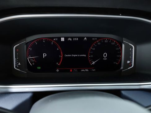 New 2025 Volkswagen Taos SEL image 28