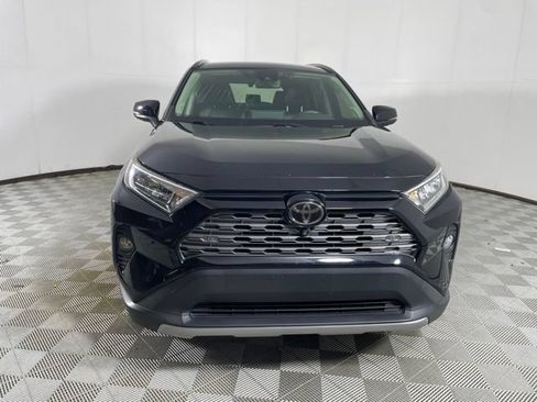 Used 2019 Toyota RAV4 Limited w/ Advanced Technology Package AWD/4WD image 2