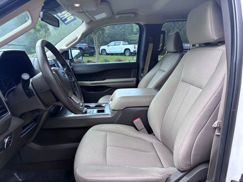 Used 2021 Ford Expedition XLT RWD image 10