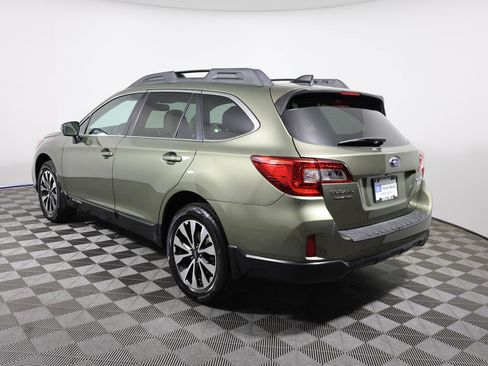 Used 2016 Subaru Outback 2.5i Limited AWD/4WD image 7