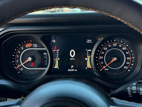 Used 2024 Jeep Wrangler Sport AWD/4WD image 18