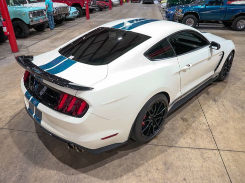 Used 2020 Ford Mustang Shelby GT350 w/ Technology Package RWD image 17