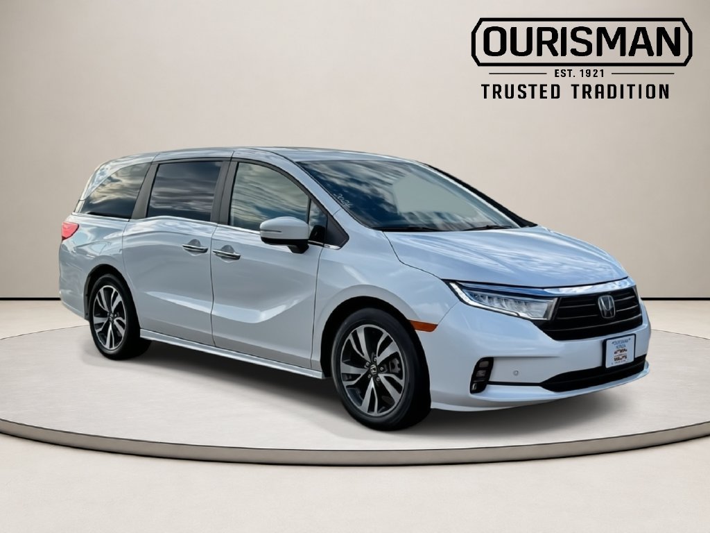 Used 2024 Honda Odyssey Touring image 1