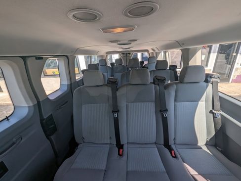 Used 2016 Ford Transit 350 XL image 37