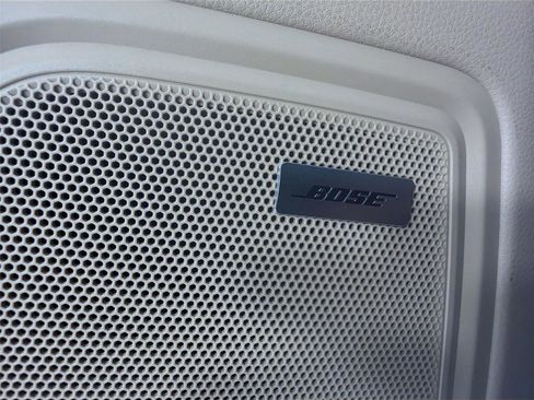 New 2026 Porsche Macan S image 9