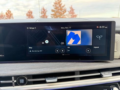 Used 2025 Hyundai Santa Fe Calligraphy image 18