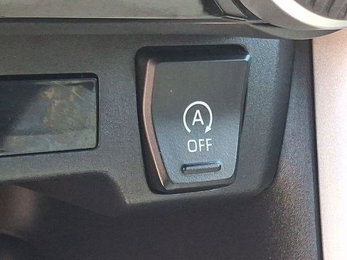 Certified 2025 Toyota RAV4 LE image 25