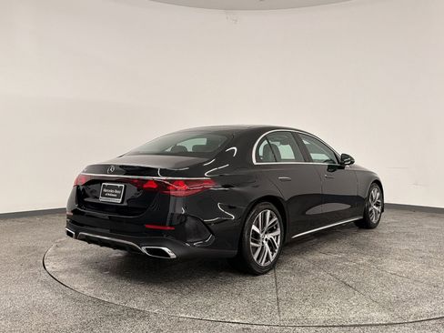 New 2026 Mercedes-Benz E 350 Sedan image 8