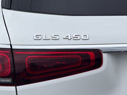 Certified 2022 Mercedes-Benz GLS 450 4MATIC image 28