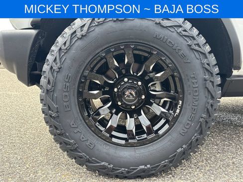 New 2025 Ford Bronco 4-Door AWD/4WD image 21