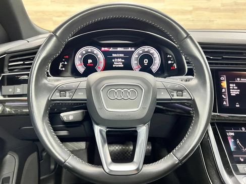 Used 2019 Audi Q8 Premium w/ Convenience Package AWD/4WD image 4